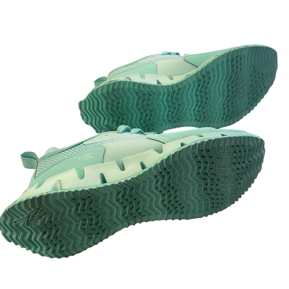Reebok ZigTech Mint Green Running Shoes - Picture 8 of 14